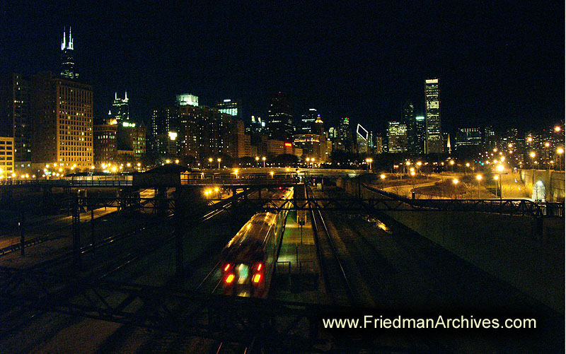 Chicago Skyline w RR PICT0411