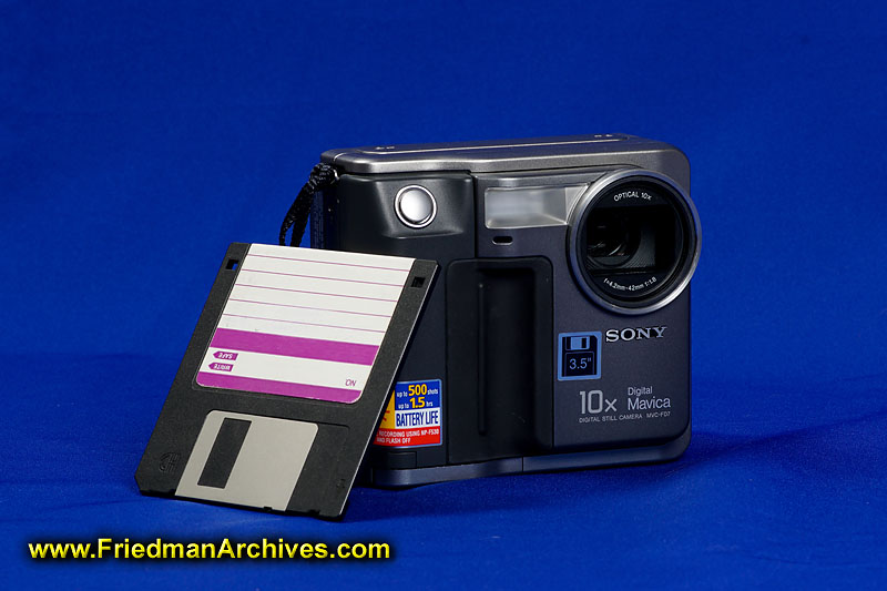 digital camera,camera,sony,mavica,pioneer,early,1990's,historic,