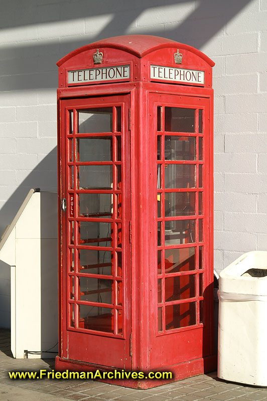 English (Red) Phone Booth