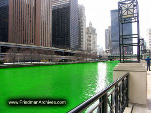 Green river (horizontal)