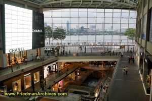 Marina Bay Sands Shopping Mall