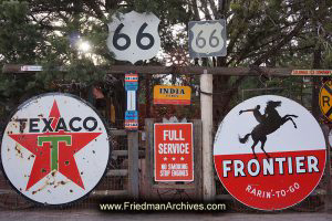 Sedona Old Signs