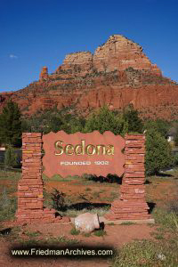 Sedona Sedona Sign Vertical