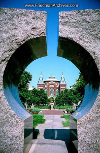 Smithsonian thru Rocks