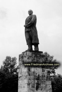 Statue of Lenin